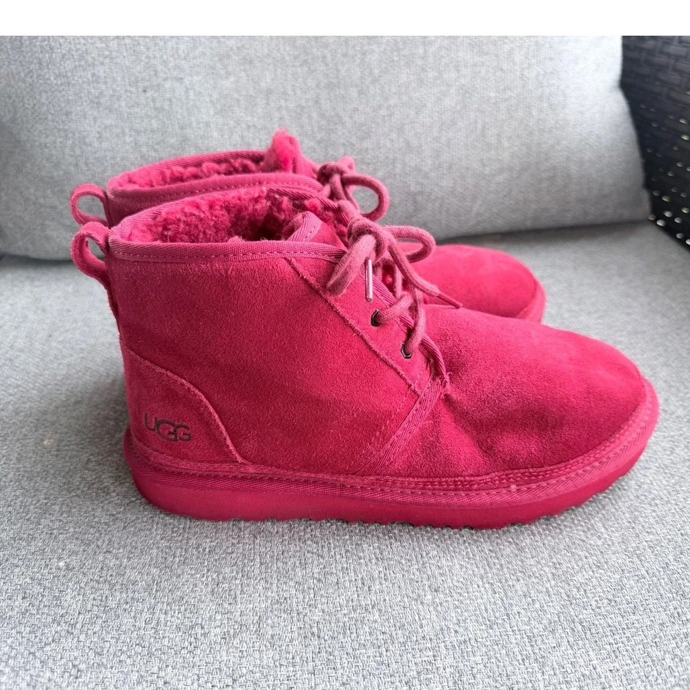 UGG Neumel Boots Kids Size 6 Red Good Suede Sheepskin Lace Up Chukka